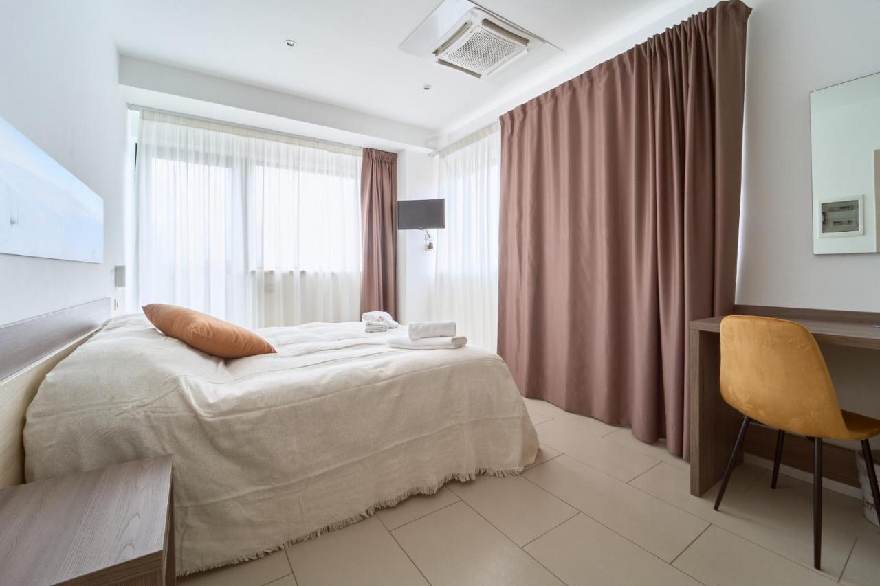 Firmafede Guest House Sarzana Exteriér fotografie
