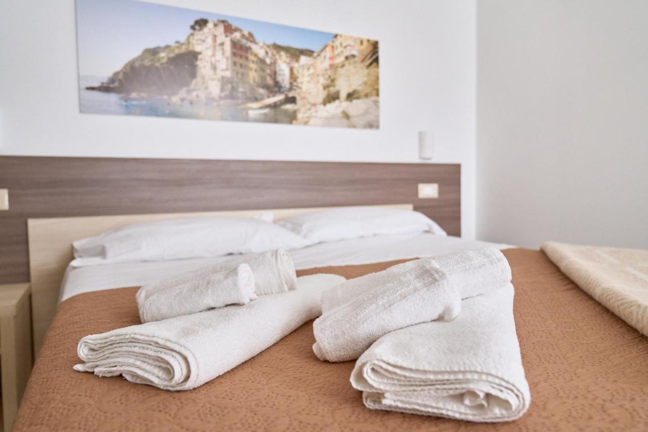 Firmafede Guest House Sarzana Exteriér fotografie