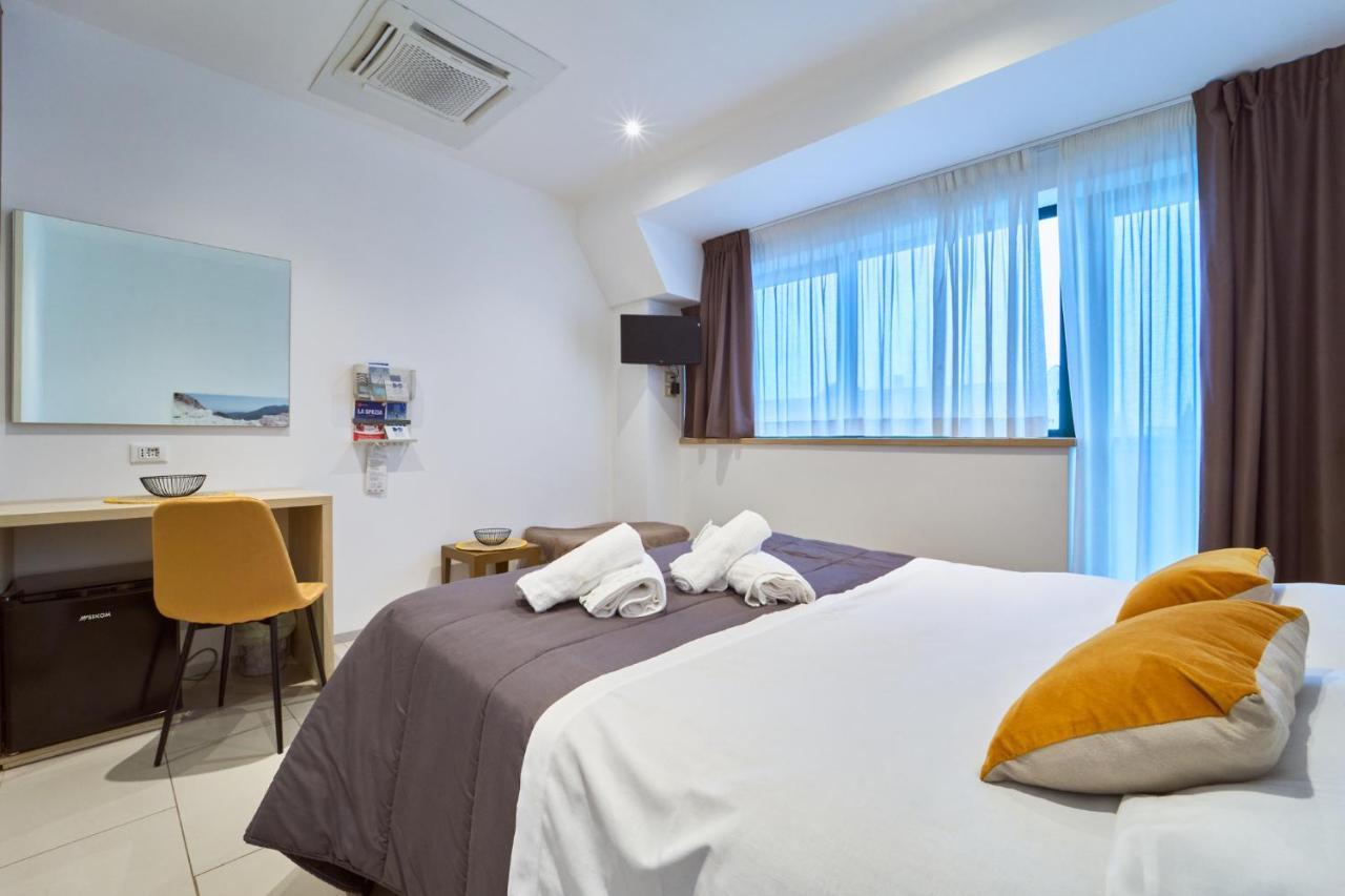 Firmafede Guest House Sarzana Exteriér fotografie